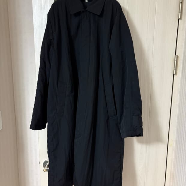 선플라워 릴렉스드 프리마로프트 나일론 코트