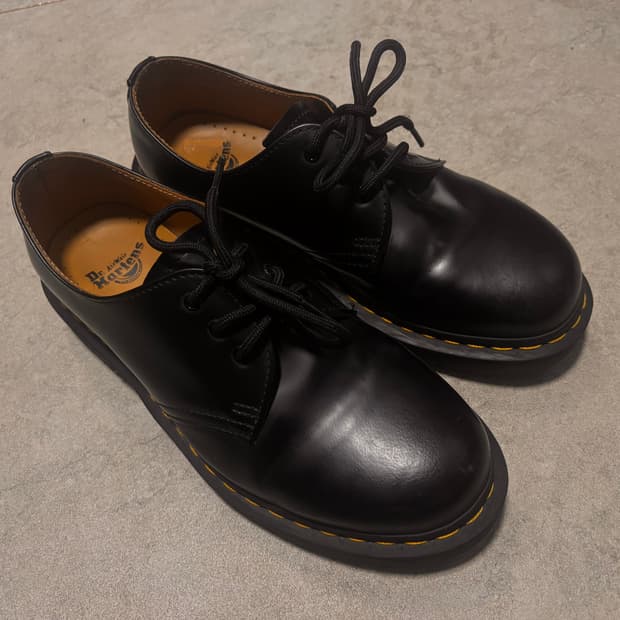 닥터마틴 1461 스무스 UK 5, 240