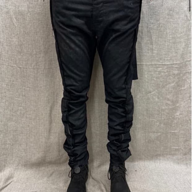 FW24 || SILK SEAMED DNAJEANS || BLACK
