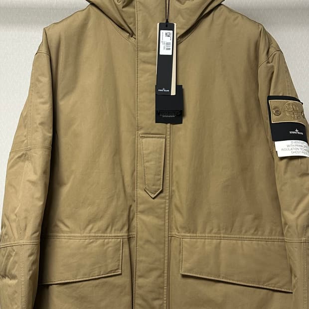 스톤아일랜드 고스트피스 O-ventile 패딩 23fw 새상품