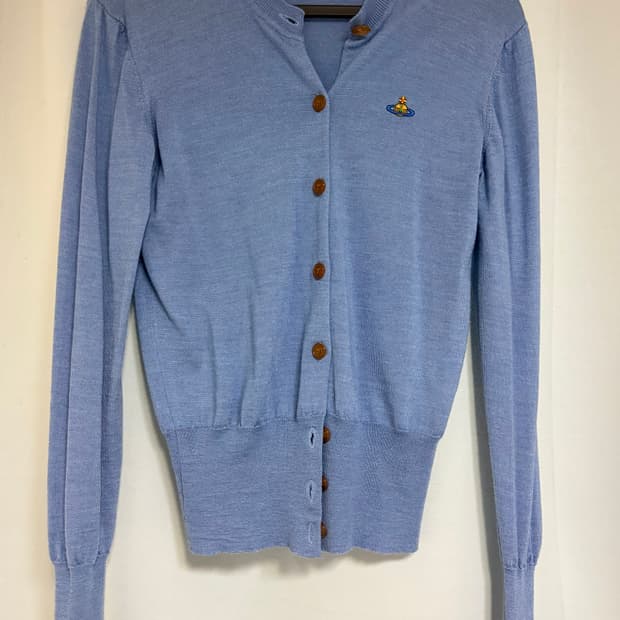 비비안웨스트우드 23SS 가디건