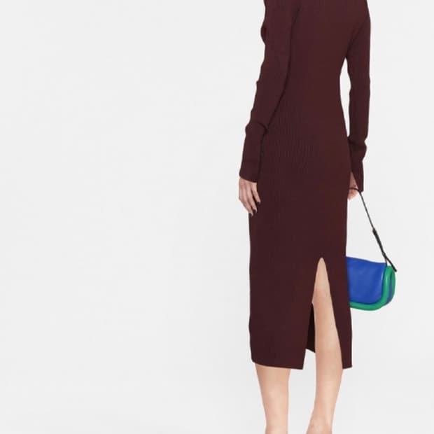 정가 32만) 가니 브이넥 미디 드레스