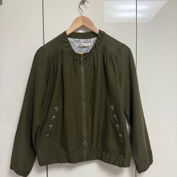 카키 큐빅 포인트 셔링 자켓