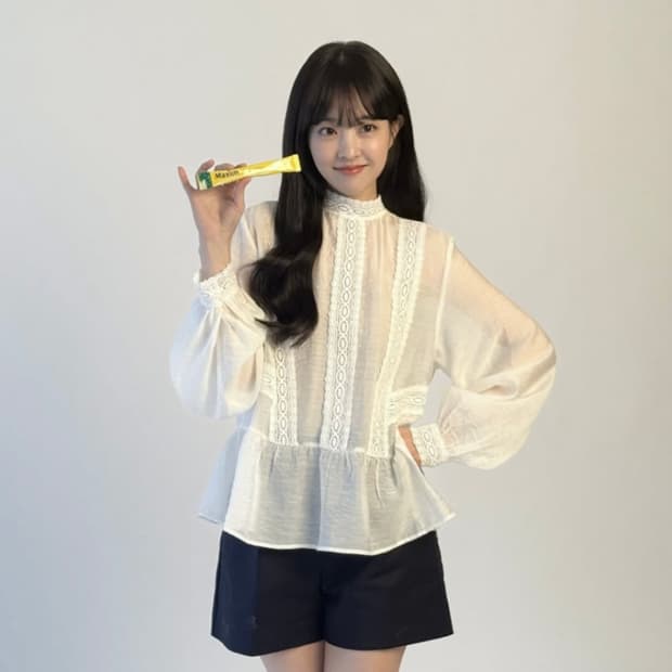 자라 박보영 블라우스