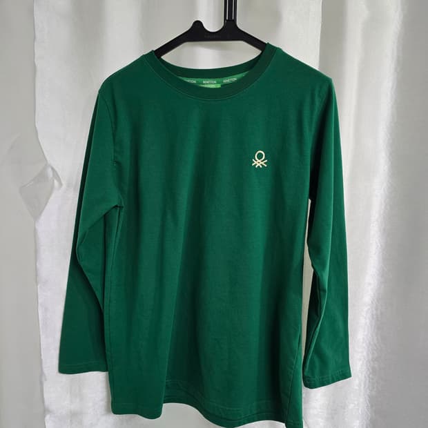 베네통 초록색 긴팔 티셔츠 (1778)