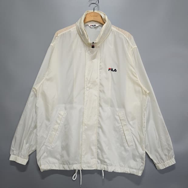 휠라(FILA) 로고 바람막이 자켓 화이트 100