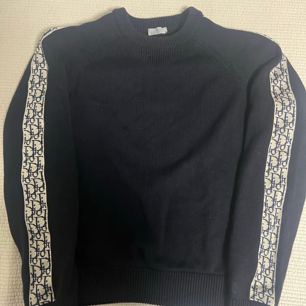 디올 인서트 니트 m,l