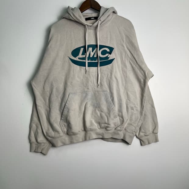 LMC 베이지 후드티