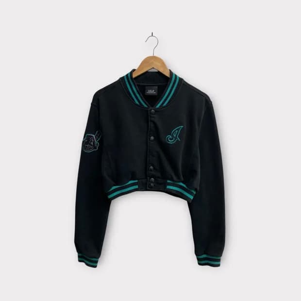 MLB 바시티 스타디움 크롭 점퍼 S