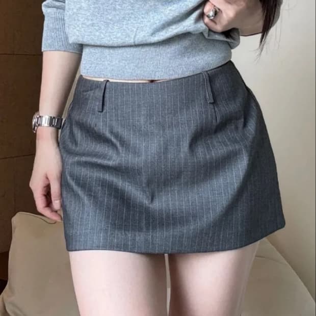 스트라이프 로우라이즈스커트