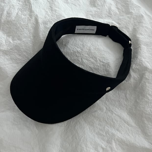 헬렌카민스키 버클리 울 바이저 새상품