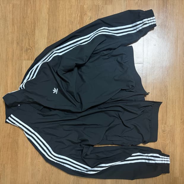 아디다스 져지 아딜레니엄