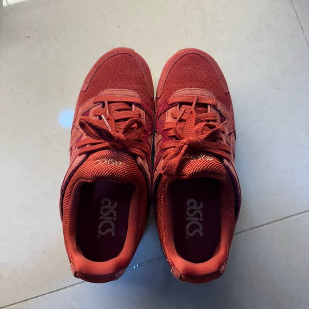 아식스 젤라이트 V 레드