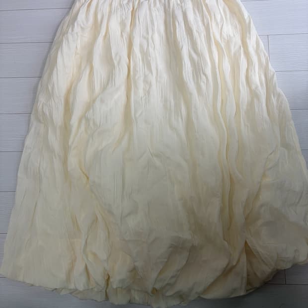 EQL Crinkled Balloon Skirt (Lemon)