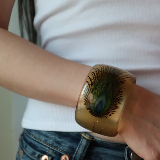 feather bangle