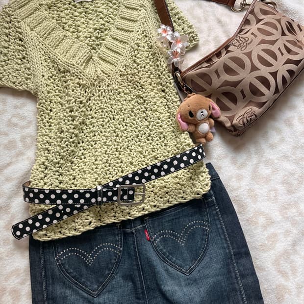 Tsesay Neon knit + LEVI's skirt