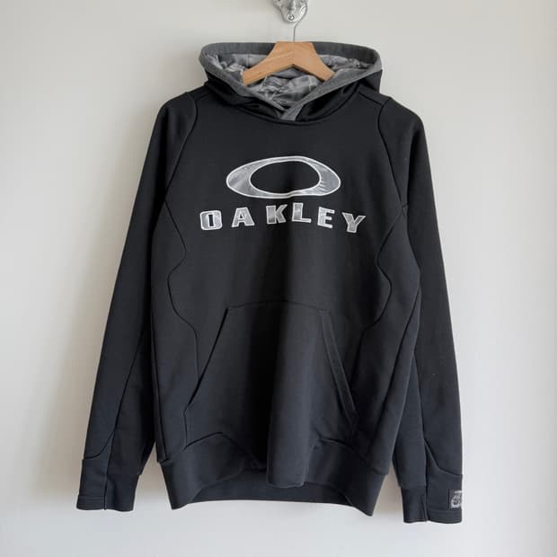 오클리(OAKLEY) 후드