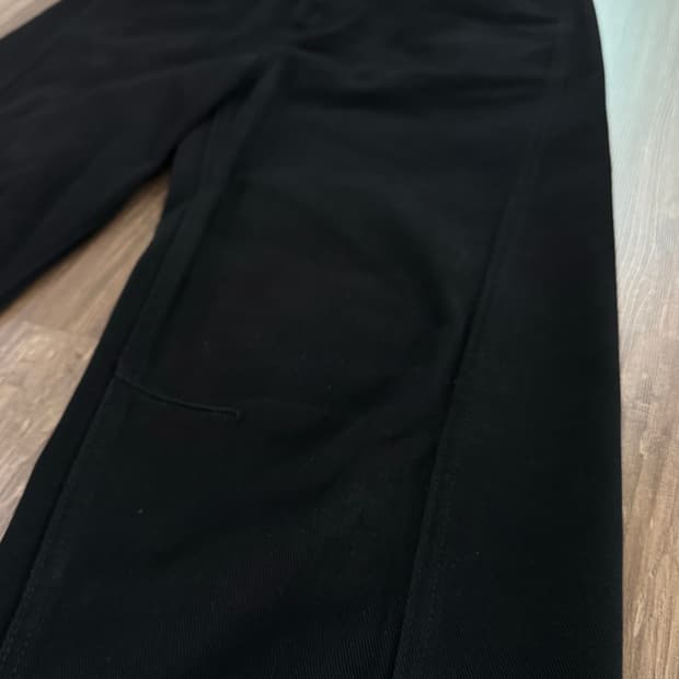 Insilence curved line straight pant