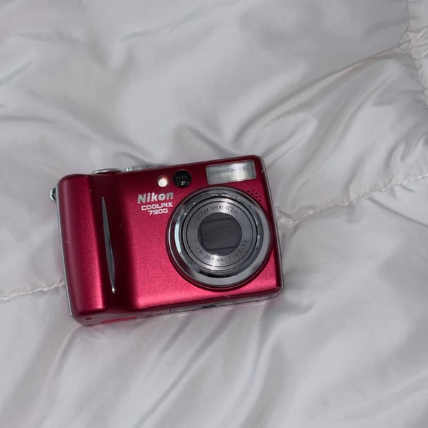 니콘 쿨픽스 7900 디카