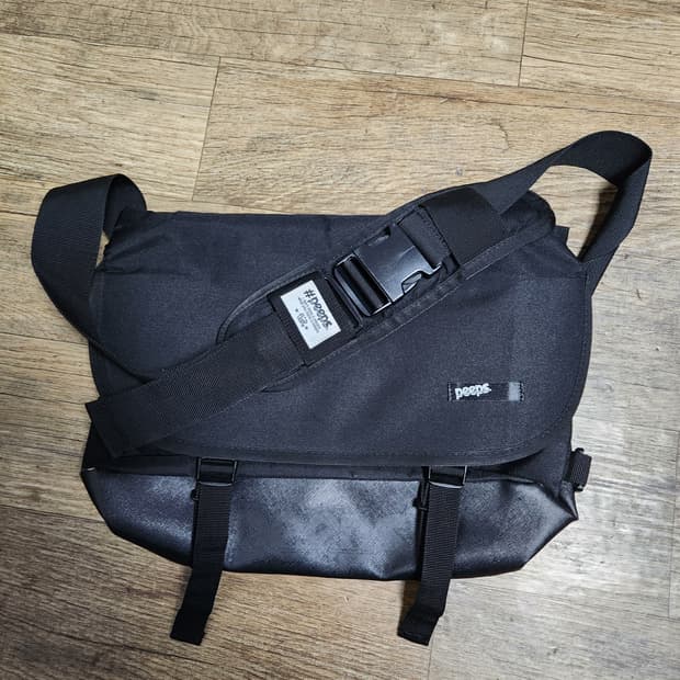 peeps 검정 메신저백 크로스백