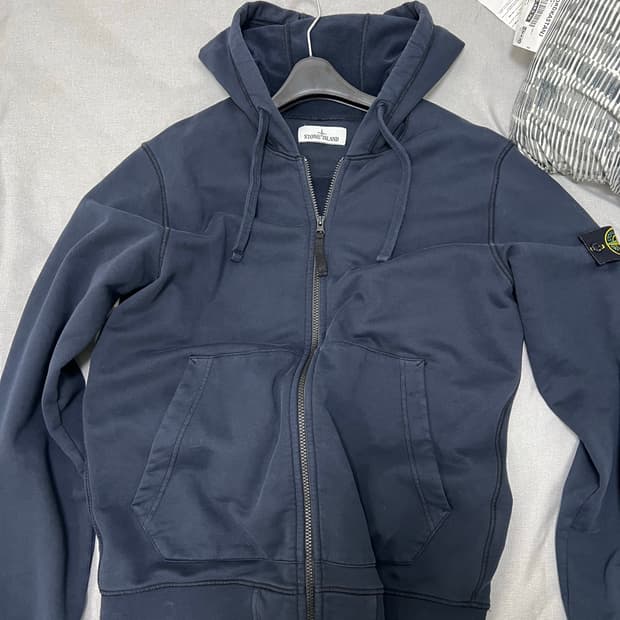 스톤아일랜드 후드집업