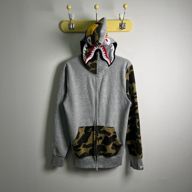 Bape 베이프 카모 샤크 후드집업 L