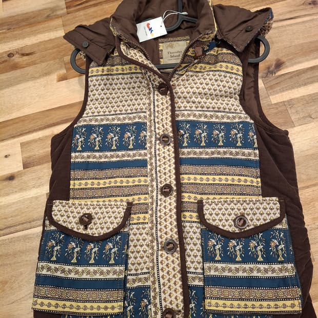 (마지막특가) 써스데이아일랜드 패딩베스트 s