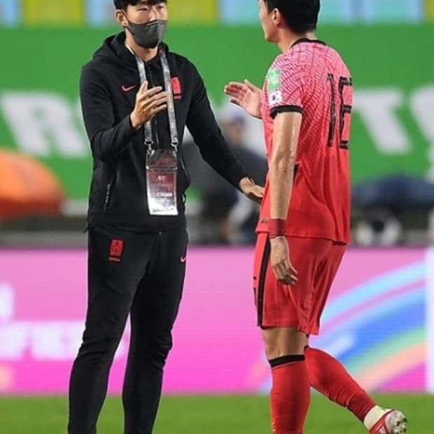 20-22 대한민국 축구 국대 선수지급용 나이키 테크팩 후드집업