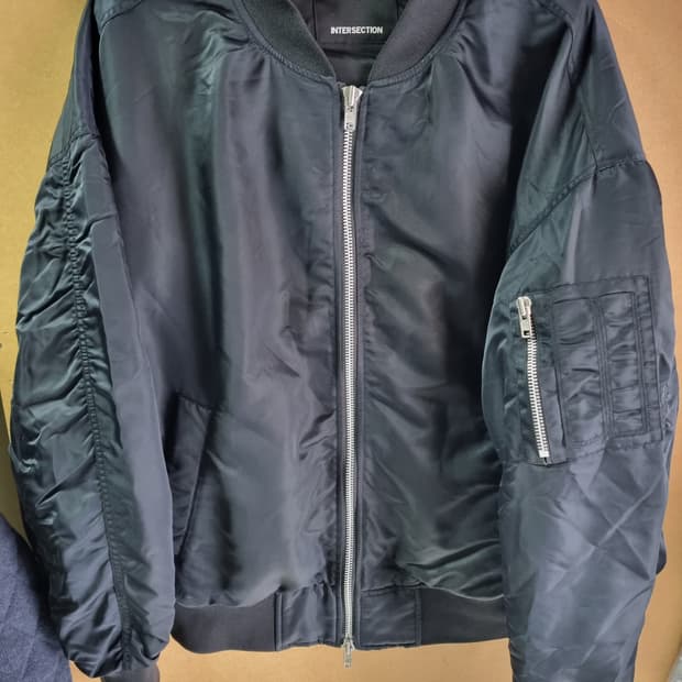 인터섹션 남성 블루종 자캣 