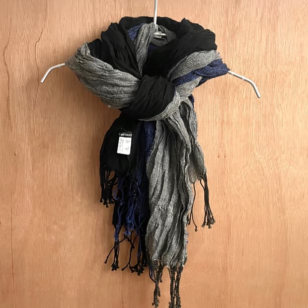 이세이미야케 멀티컬러 플리츠 머플러