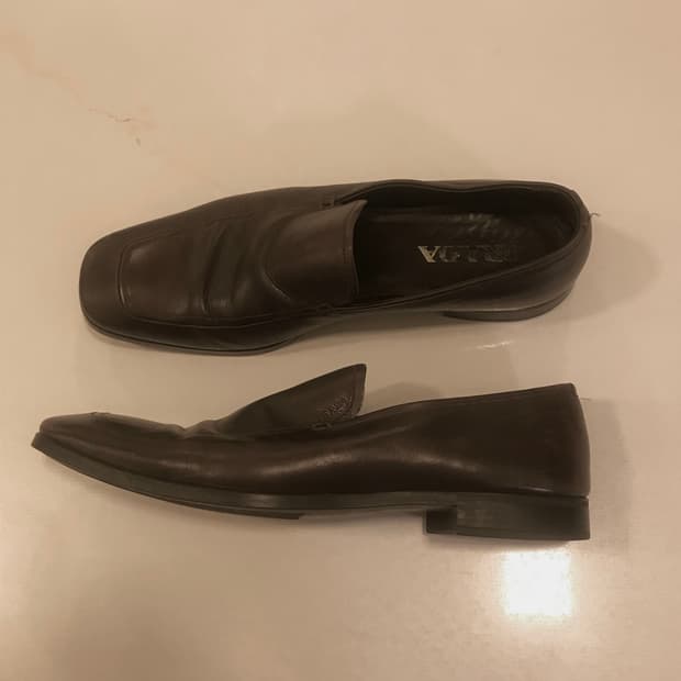 Prada loafer darkbrown (270-275)