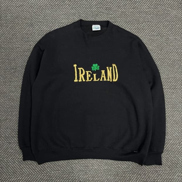 디스커스 애슬레틱 클로버 맨투맨 v0279