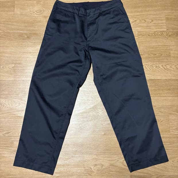 36) 나나미카 와이드 치노 네이비