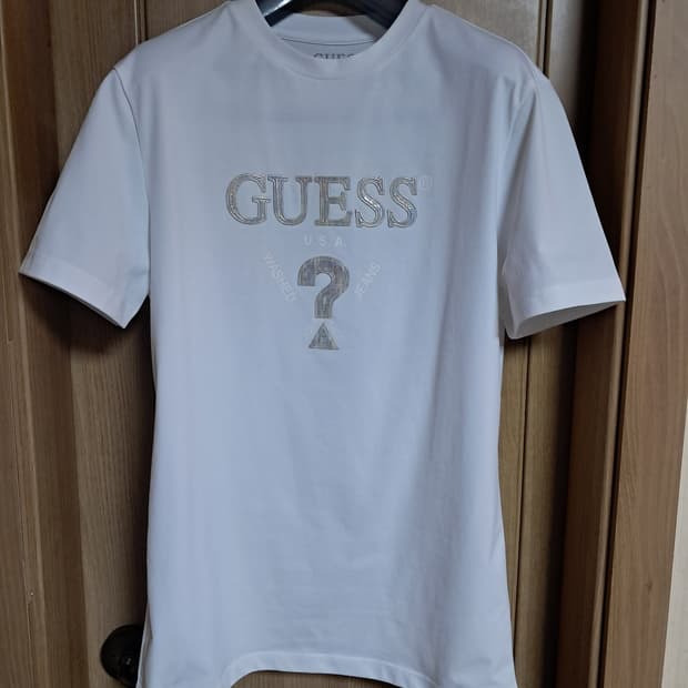 게스 반팔티 남성100 