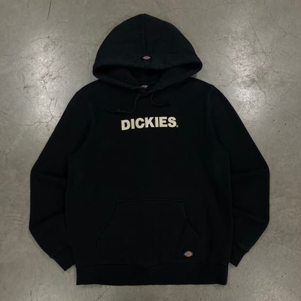 디키즈 블랙 컬러 스펠아웃 후드티