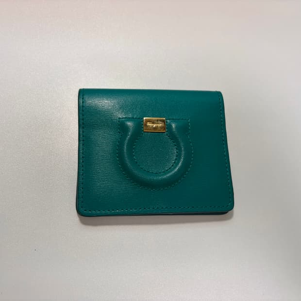 페라가모 카드지갑