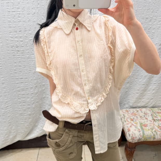 big frill cozy blouse