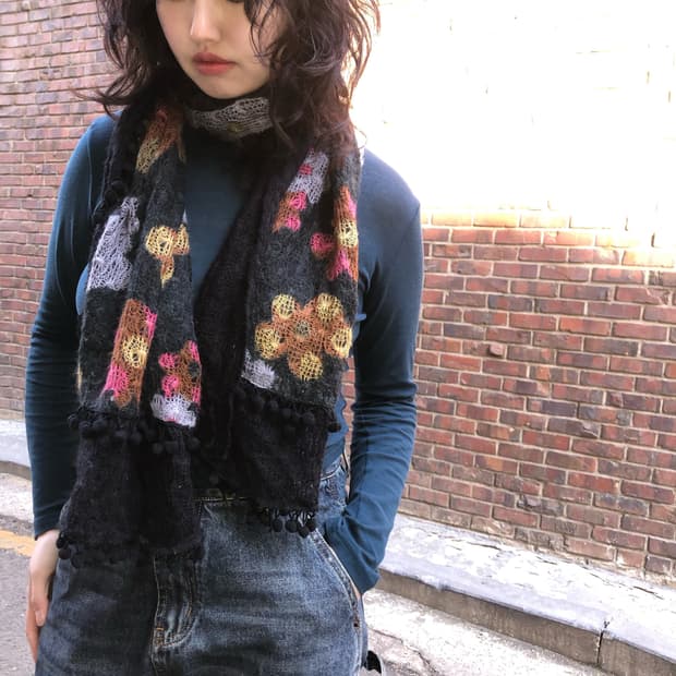 vintage flower muffler