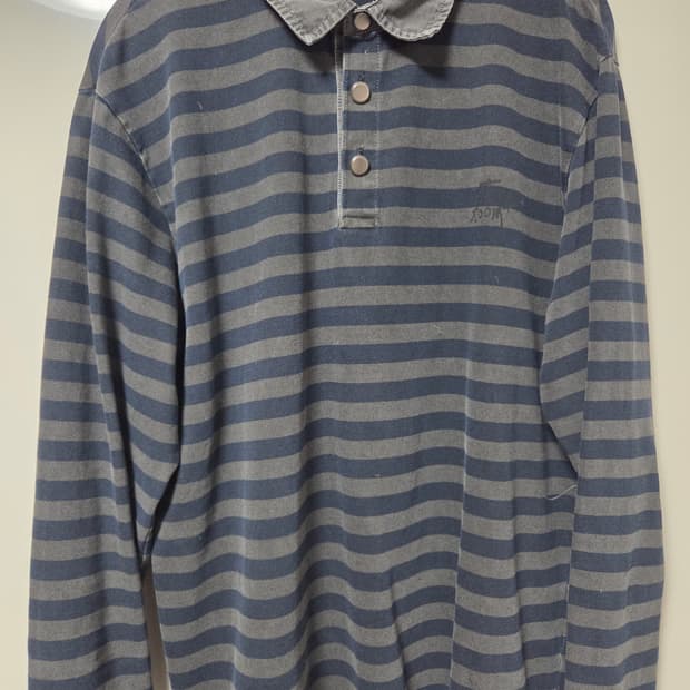 해칭룸 스트라이프 긴팔 카라티