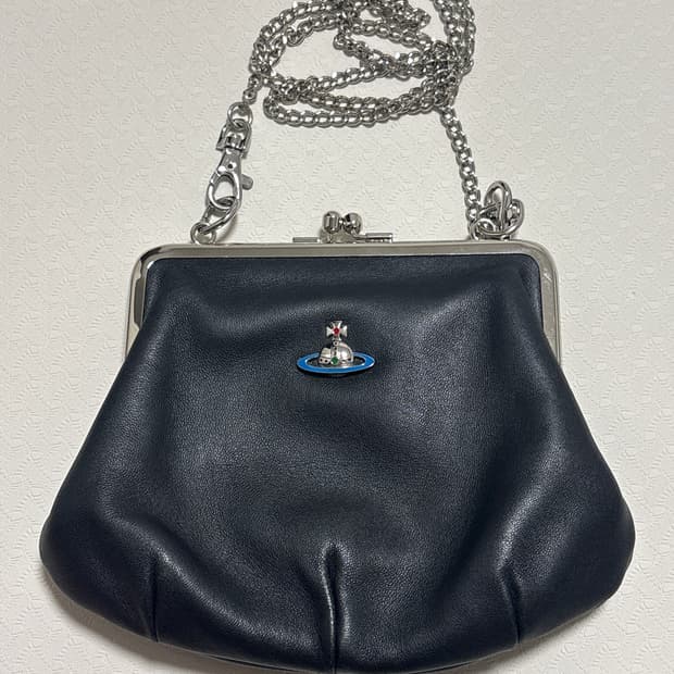 비비안웨스트우드 복조리 크로스백