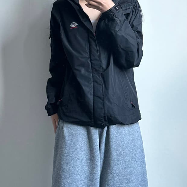 디키즈 자수로고 블랙 바람막이 자켓