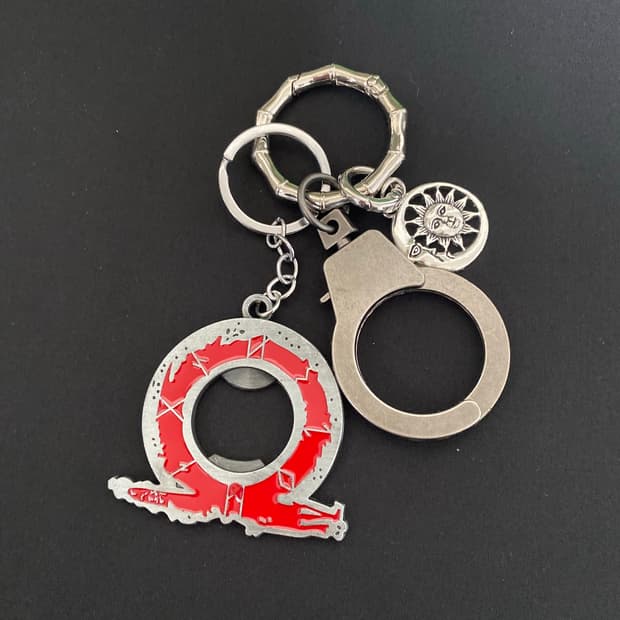 레드 오메가 키링