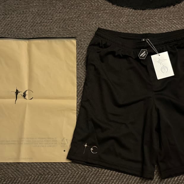 떠그 클럽 TC 메쉬 쇼츠 블랙 새상품 판매합니다!