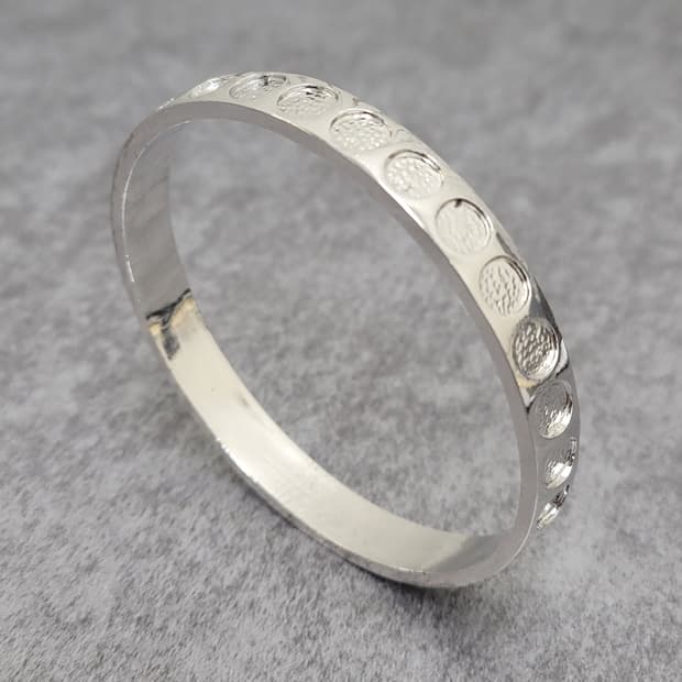 bangle bracelet