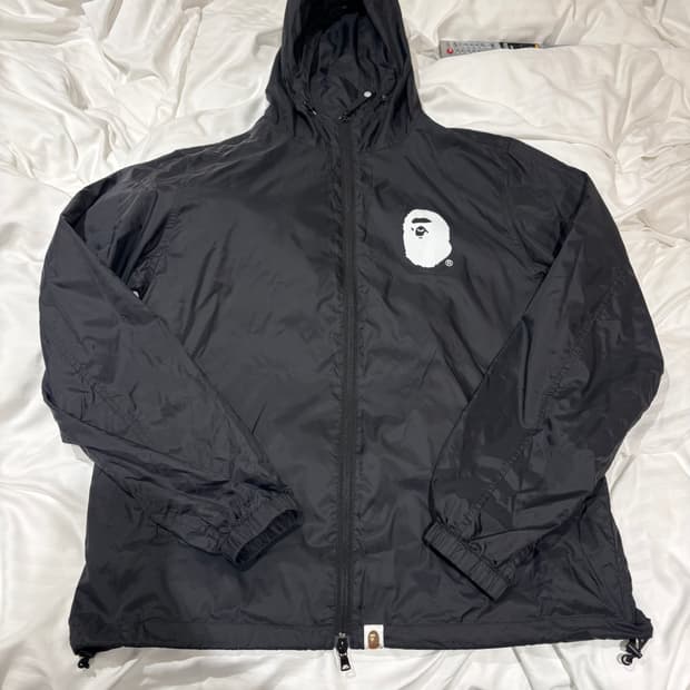 베이프 패커블 바람막이 M