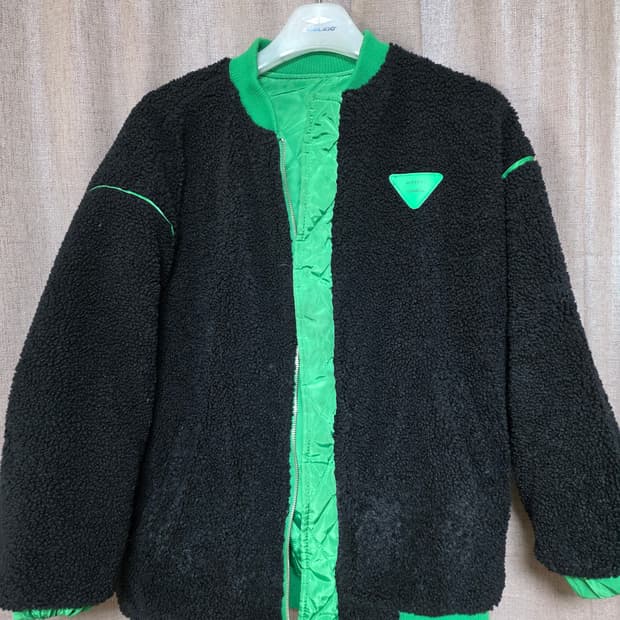 보테가로고양면자켓 105