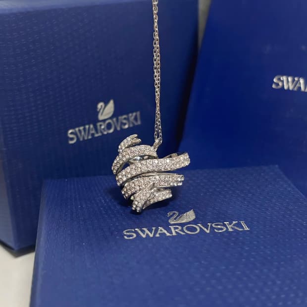 스와로브스키 하트 큐빅 목걸이