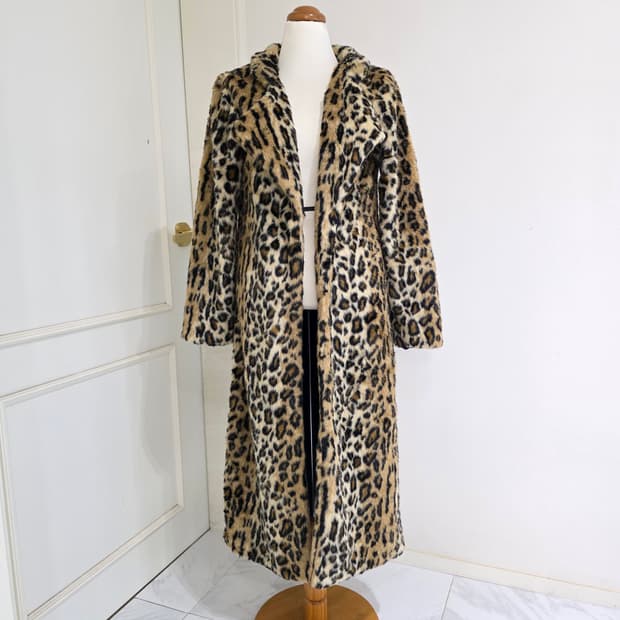 빈티지)오네갸루st 호피 레오파드 인조모피퍼 여성 오픈형 고스겨울코트