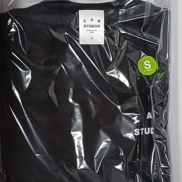 IAB Studio 아이앱 블랙 티셔츠 S 