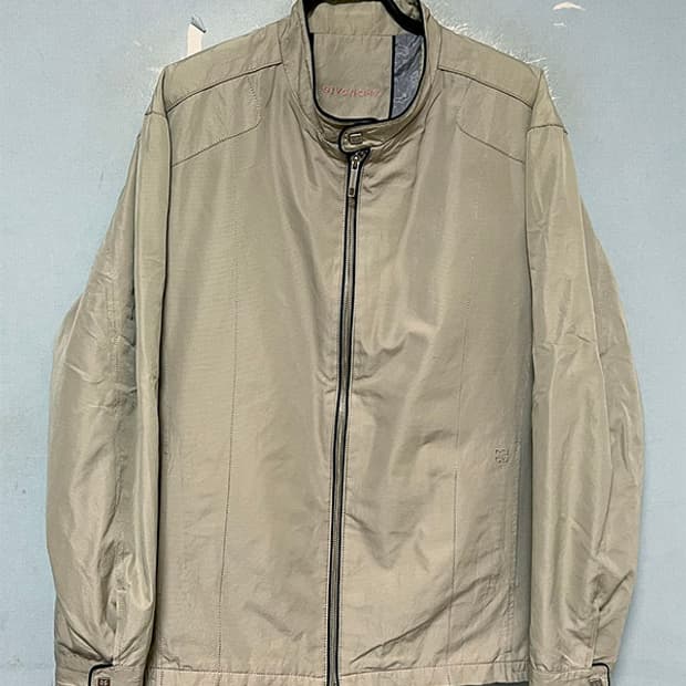 지방시 남자 블루종 바람막이 춘추 단추각인 XL 105